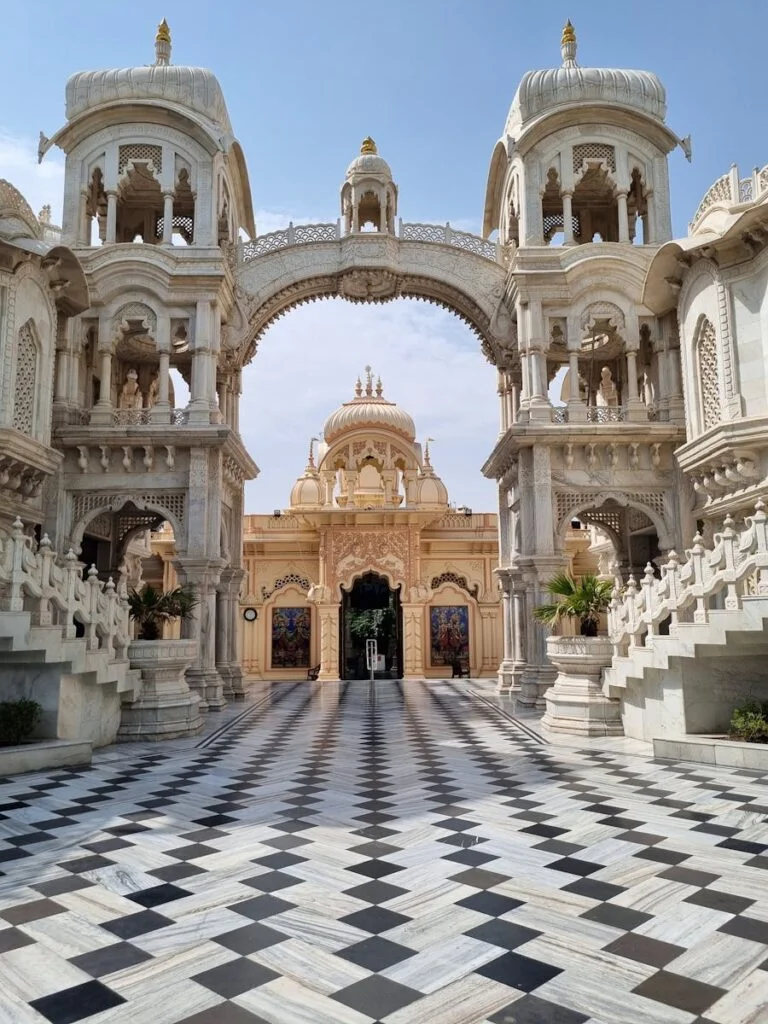 Stay at ISKCON Vrindavan